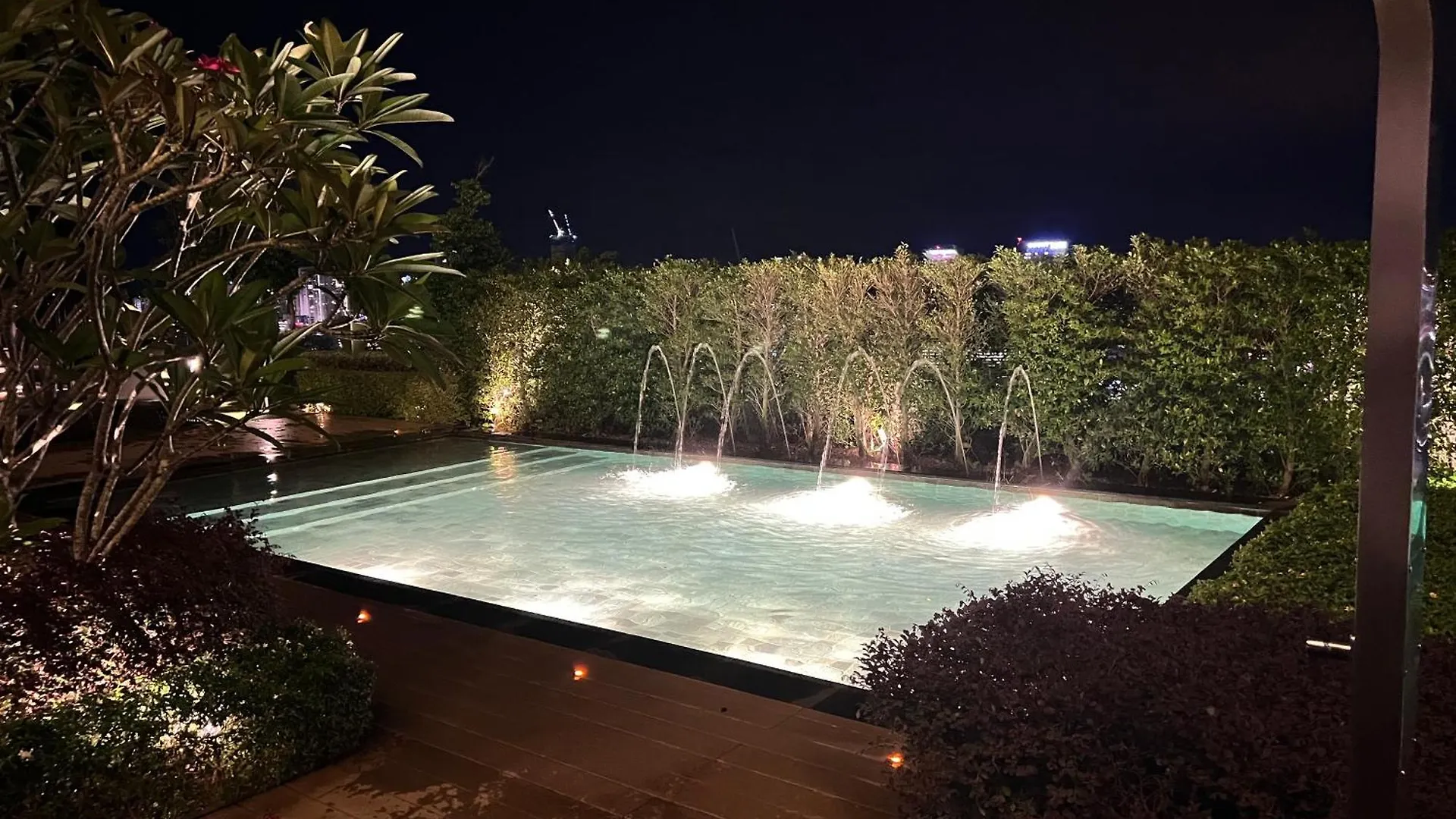 Fresh New Look Georgetown#Skypoolcontemporarysuite Malajzia